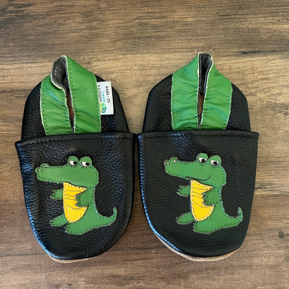 Augusta Baby Size 12-18 month Leather Black & Green With Alligator Slippers